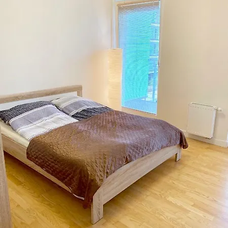 Golden Tulip Apartament *